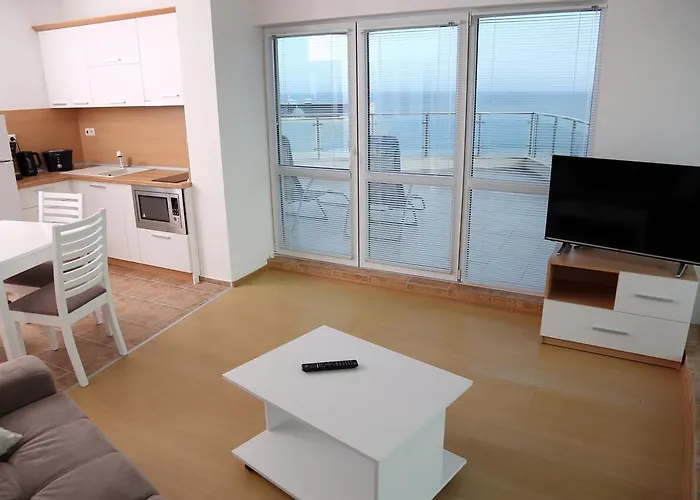 Kabakum * Golden Sands